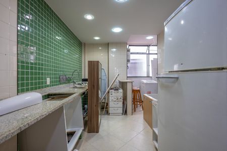 Apartamento à venda com 116m², 2 quartos e 1 vaga Apartamento à venda com 116m², 2 quartos e 1 vagaCozinha