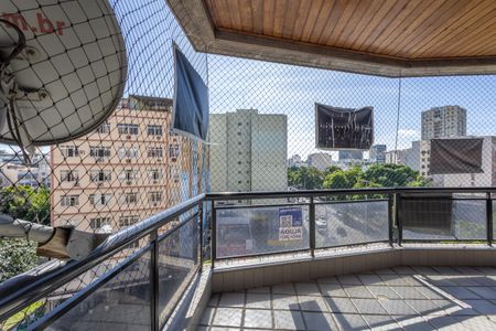 Apartamento à venda com 116m², 2 quartos e 1 vaga Apartamento à venda com 116m², 2 quartos e 1 vagaVista da Suíte