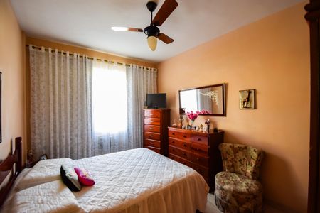 Apartamento à venda com 105m², 3 quartos e 1 vagaQuarto 2