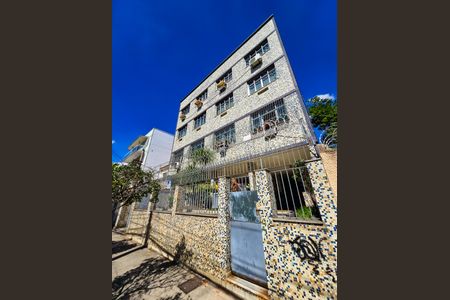 Apartamento à venda com 105m², 3 quartos e 1 vagaFachada