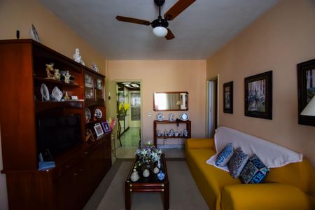 Apartamento à venda com 105m², 3 quartos e 1 vagaSala