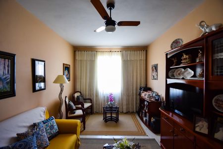 Apartamento à venda com 105m², 3 quartos e 1 vagaSala