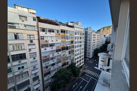 Apartamento à venda com 135m², 3 quartos e 1 vaga Apartamento à venda com 135m², 3 quartos e 1 vagaSala - vista