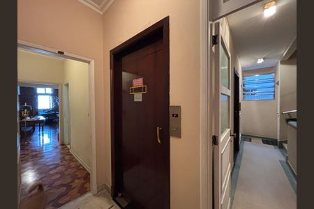 Apartamento à venda com 135m², 3 quartos e 1 vaga Apartamento à venda com 135m², 3 quartos e 1 vagaHall de entrada externo