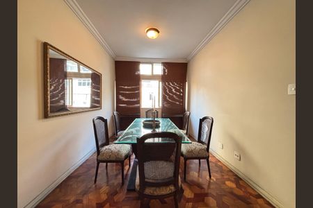 Apartamento à venda com 135m², 3 quartos e 1 vaga Apartamento à venda com 135m², 3 quartos e 1 vagaSala
