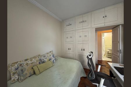 Apartamento à venda com 135m², 3 quartos e 1 vaga Apartamento à venda com 135m², 3 quartos e 1 vagaQuarto 2
