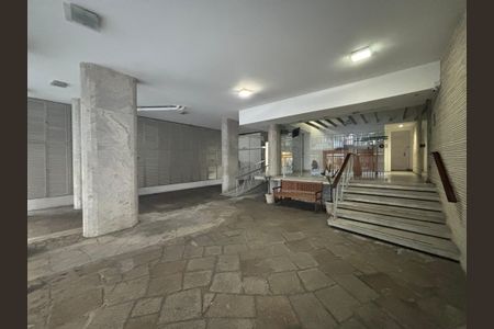 Apartamento à venda com 135m², 3 quartos e 1 vaga Apartamento à venda com 135m², 3 quartos e 1 vagaPortaria