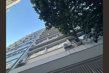 Apartamento à venda com 135m², 3 quartos e 1 vaga Apartamento à venda com 135m², 3 quartos e 1 vagaFachada