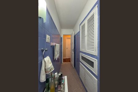 Apartamento à venda com 135m², 3 quartos e 1 vaga Apartamento à venda com 135m², 3 quartos e 1 vagaBanheiro 1