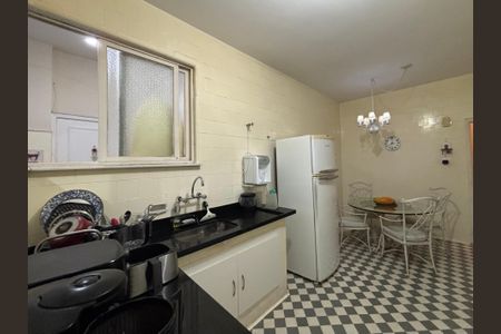Apartamento à venda com 135m², 3 quartos e 1 vaga Apartamento à venda com 135m², 3 quartos e 1 vagaCozinha
