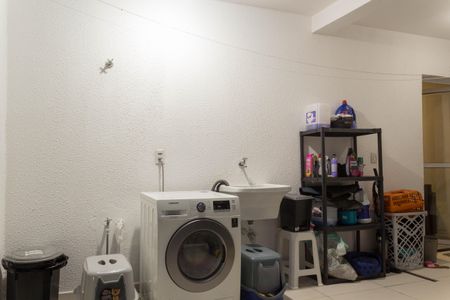 Apartamento à venda com 122m², 2 quartos e 2 vagasÁrea de Serviço