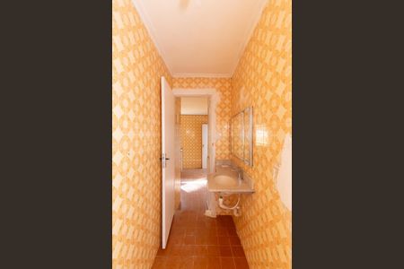 Casa para alugar com 120m², 2 quartos e 1 vagaBanheiro