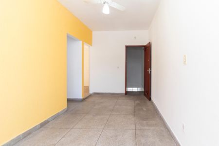 Apartamento para alugar com 65m², 2 quartos e sem vagaSala