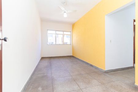 Apartamento para alugar com 65m², 2 quartos e sem vagaSala