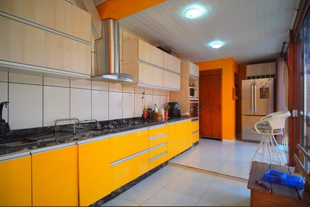 Casa à venda com 149m², 3 quartos e 3 vagasCozinha