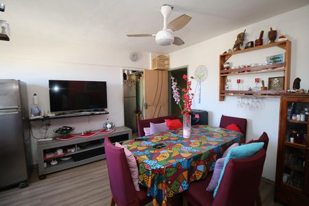 Apartamento à venda com 55m², 2 quartos e 1 vagaSala