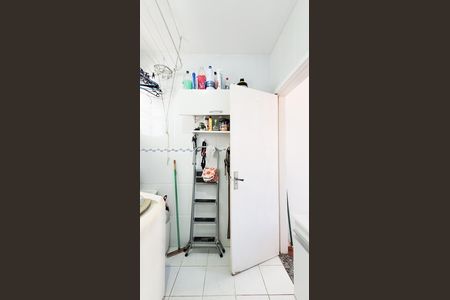 Apartamento para alugar com 46m², 1 quarto e sem vaga Apartamento para alugar com 46m², 1 quarto e sem vagaBanheiro