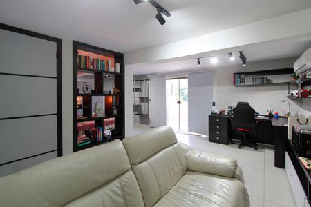 Casa de condomínio à venda com 720m², 5 quartos e 4 vagasSuíte 3