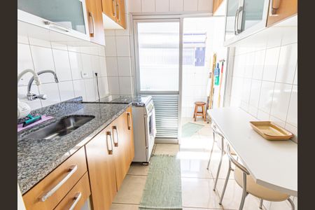 Apartamento à venda com 70m², 3 quartos e 2 vagasCozinha