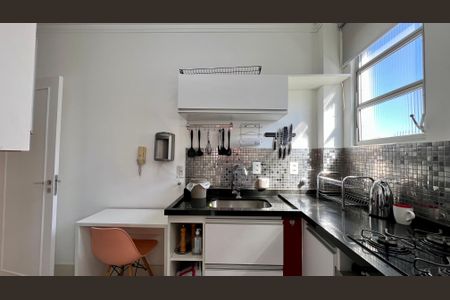 Apartamento para alugar com 64m², 2 quartos e sem vaga Apartamento para alugar com 64m², 2 quartos e sem vagaCozinha