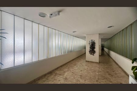 Apartamento para alugar com 64m², 2 quartos e sem vaga Apartamento para alugar com 64m², 2 quartos e sem vagaEntrada
