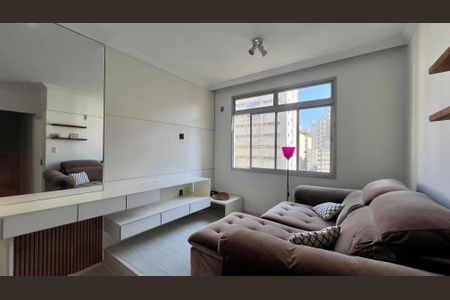 Apartamento para alugar com 64m², 2 quartos e sem vaga Apartamento para alugar com 64m², 2 quartos e sem vagaSala de TV