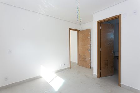 Apartamento para alugar com 81m², 2 quartos e 2 vagas Apartamento para alugar com 81m², 2 quartos e 2 vagasSuíte 1