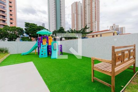 Apartamento para alugar com 81m², 2 quartos e 2 vagas Apartamento para alugar com 81m², 2 quartos e 2 vagasÁrea comum - Playground