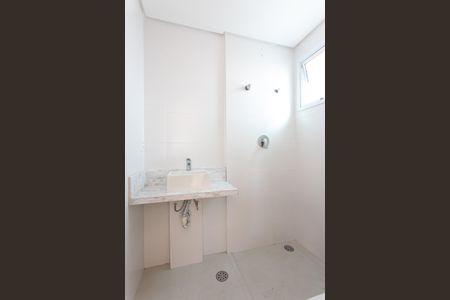Apartamento para alugar com 81m², 2 quartos e 2 vagas Apartamento para alugar com 81m², 2 quartos e 2 vagasBanheiro da Suíte 1
