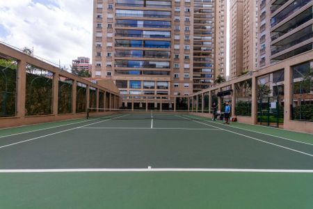 Apartamento à venda com 218m², 3 quartos e 4 vagasÁrea comum