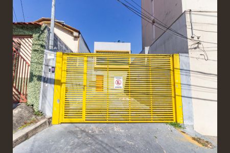 Casa à venda com 300m², 2 quartos e 4 vagasFachada