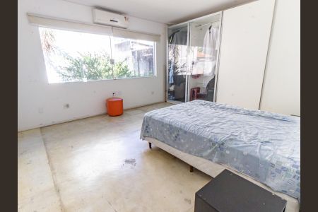 Casa à venda com 300m², 2 quartos e 4 vagasQuarto 1