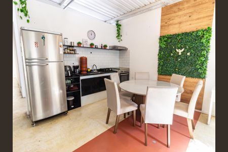 Casa à venda com 300m², 2 quartos e 4 vagasSala/Cozinha