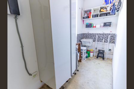 Casa à venda com 300m², 2 quartos e 4 vagasÁrea de Serviço