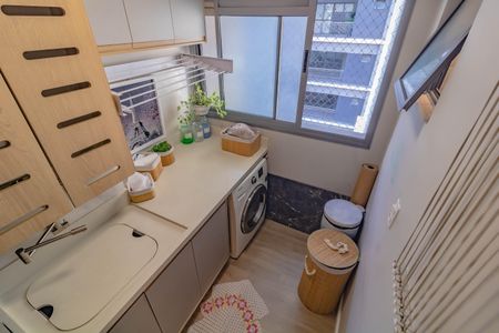 Apartamento à venda com 84m², 3 quartos e 1 vagaÁrea de Serviço