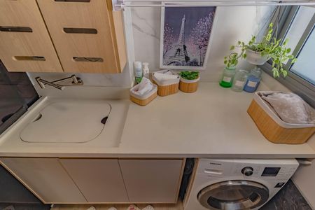 Apartamento à venda com 84m², 3 quartos e 1 vagaÁrea de Serviço