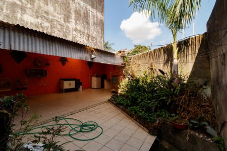 Casa à venda com 260m², 1 quarto e 2 vagasÁrea externa