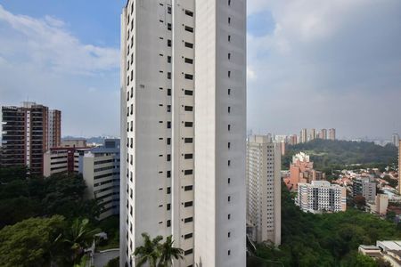 Apartamento à venda com 285m², 4 quartos e 4 vagas Apartamento à venda com 285m², 4 quartos e 4 vagasVista do Quarto