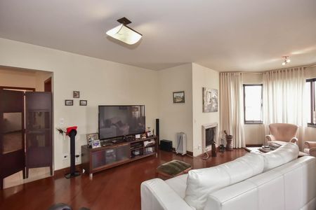 Apartamento à venda com 285m², 4 quartos e 4 vagas Apartamento à venda com 285m², 4 quartos e 4 vagasSala