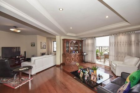 Apartamento à venda com 285m², 4 quartos e 4 vagas Apartamento à venda com 285m², 4 quartos e 4 vagasSala