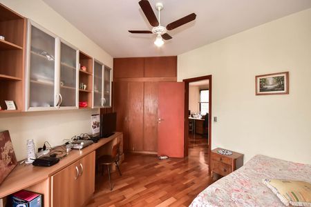 Apartamento à venda com 285m², 4 quartos e 4 vagas Apartamento à venda com 285m², 4 quartos e 4 vagasSuíte 1