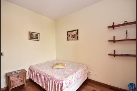 Apartamento à venda com 285m², 4 quartos e 4 vagas Apartamento à venda com 285m², 4 quartos e 4 vagasSuíte 1