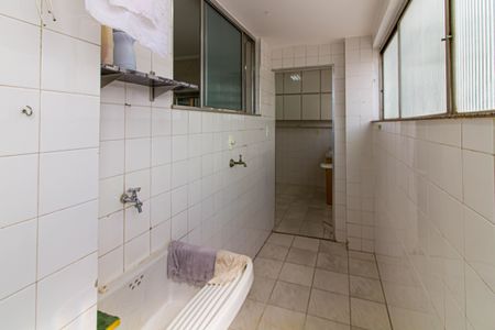Apartamento à venda com 89m², 2 quartos e 1 vagaÁrea de Serviço