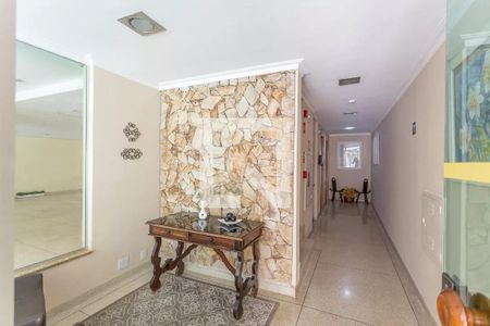 Apartamento à venda com 89m², 2 quartos e 1 vagaHall de entrada