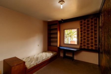 Casa para alugar com 530m², 4 quartos e 3 vagas Casa para alugar com 530m², 4 quartos e 3 vagasQuarto 2