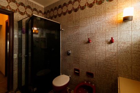 Casa para alugar com 530m², 4 quartos e 3 vagas Casa para alugar com 530m², 4 quartos e 3 vagasBanheiro