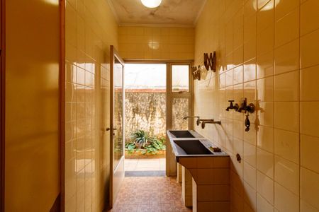 Casa para alugar com 530m², 4 quartos e 3 vagas Casa para alugar com 530m², 4 quartos e 3 vagasÁrea de Serviço