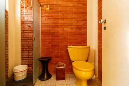 Casa para alugar com 530m², 4 quartos e 3 vagas Casa para alugar com 530m², 4 quartos e 3 vagasPiscina - Banheiro