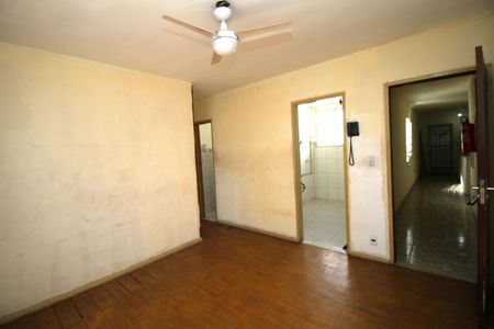 Apartamento à venda com 48m², 2 quartos e 1 vagaSala