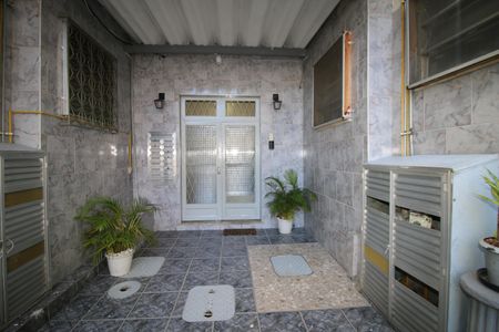 Apartamento à venda com 48m², 2 quartos e 1 vagaFachada e portaria